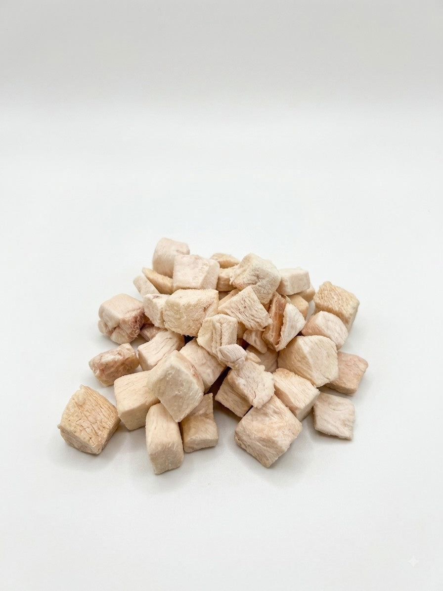 Single Ingredient Freeze Dried Treats for Dogs & Cats - Chicken Breast (100% Natural)